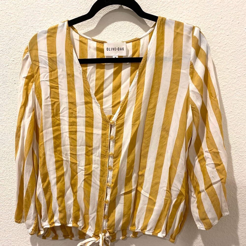 Olive & Oak top